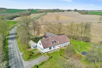 Villa på Toftumvej 1A+B, 7080