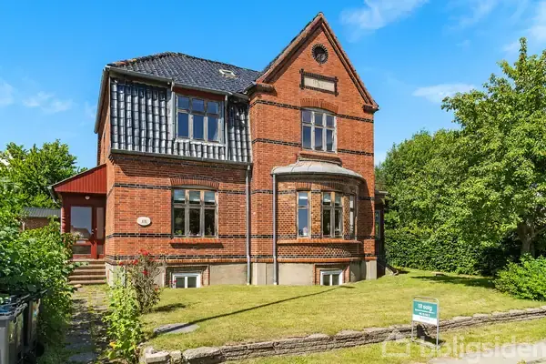 Villa på Silkeborgvej 676, 8220 Brabrand