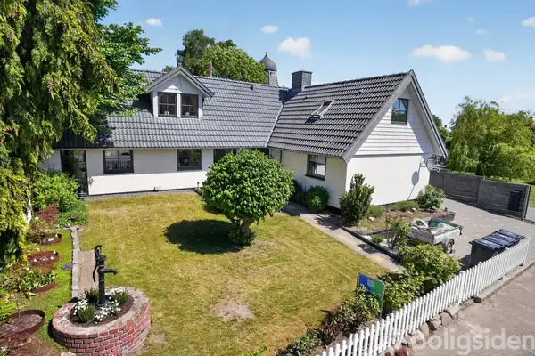 Villa på Solrød Byvej 44, 2680 Solrød Strand