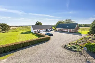 Landejendom på Røjbækvej 32, 9640 Farsø