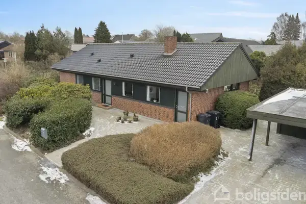 Villa på Rønvangen 115, 8382 Hinnerup