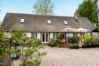 Villa på Bydammen 18, Lekkende, 4735 Mern