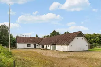 Landejendom på Vibækvej 16, Nørå, 6740 Bramming
