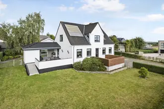 Villa på Segaltvej 357, Løgten, 8541 Skødstrup