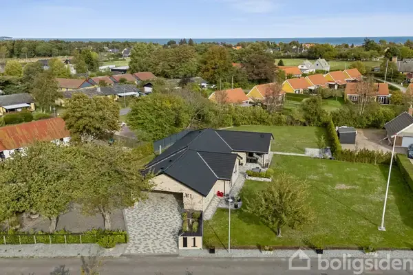 Villa på Smedevej 1, 3730 Nexø