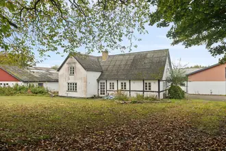 Landejendom på Lundebakkevej 4, Toksværd, 4684 Holmegaard