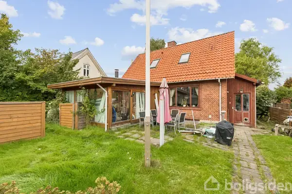 Villa på Jernbane Alle 37, 2630 Taastrup