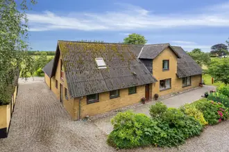 Landejendom på Vindumvej 141A, 8840 Rødkærsbro