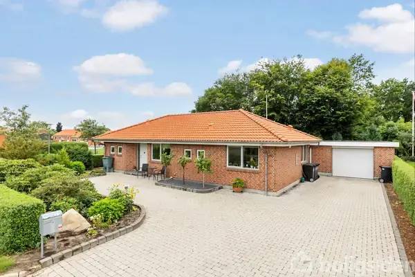 Villa på Aadiget 18, 9620 Aalestrup