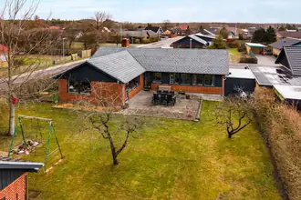 Villa på Skolevænget 4, 7430 Ikast