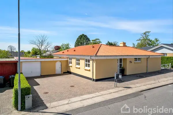 Villa på Allerupvej 11, 9220 Aalborg Øst