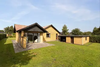 Villa på Pilevænget 4, Ølsted, 8723 Løsning