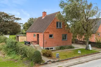 Villa på Aalborgvej 110, Brøndum, 9670 Løgstør