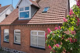 Villa på Lundby Hovedgade 42, 4750 Lundby