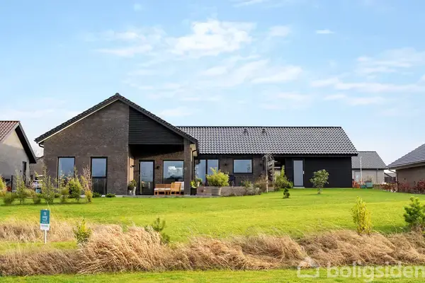 Villa på Søndermarken 166, 4340 Tølløse