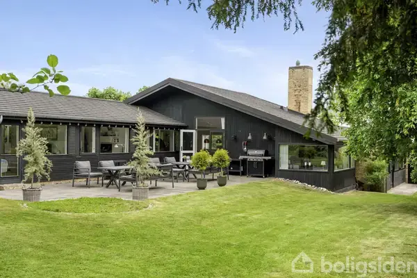 Villa på Slotsvej 27, 2920 Charlottenlund