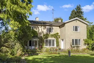 Villa på Valeursvej 5, 2900 Hellerup