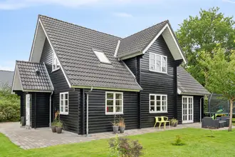 Villa på Tværvej 1B, 8800 Viborg