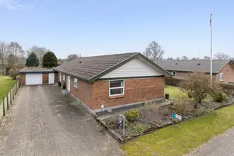 Villa på Sønderborgvej 62, 7441 Bording