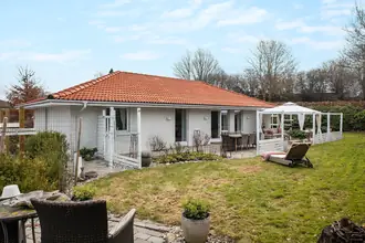 Villa på Myremosevej 13, Niverød, 2990 Nivå