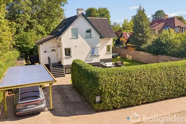 Villa på Poppel Alle 23, 3500 Værløse