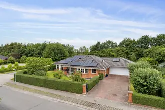Villa på Carl Nielsens Vej 1, 4700 Næstved