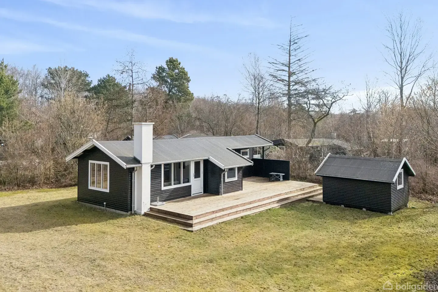 Indbydende sommerhus nær Gudmindrup Strand