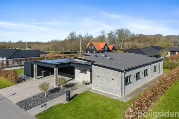 Villa på Rævdalslunden 64, 9330 Dronninglund