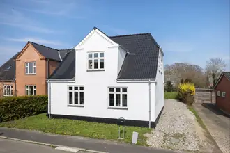 Villa på Tværvej 10, 4261 Dalmose