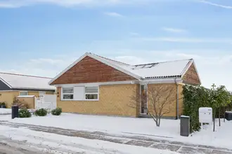 Villa på Thujavej 68, Dyrup, 5250 Odense SV