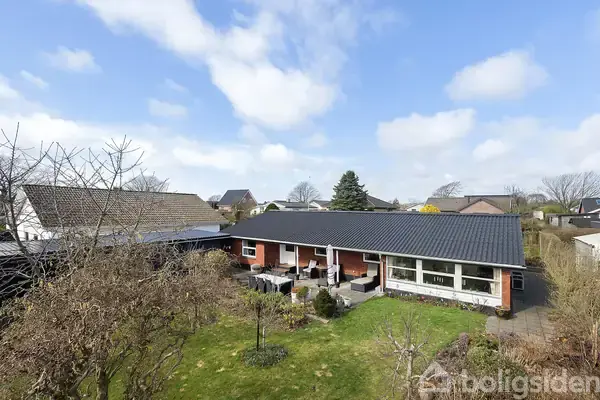 Villa på Fenrisvej 8, 6705 Esbjerg Ø