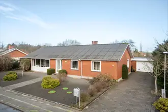 Villa på Rolighedsvej 12, Staby, 6990 Ulfborg