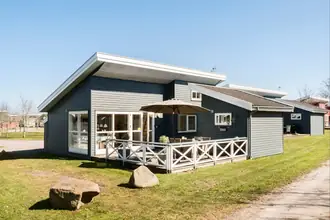 Fritidshus på Rø Skolevej 10B, 28., Rø, 3760 Gudhjem