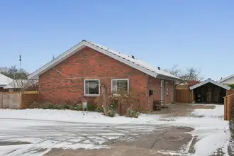 Villa på Græshoppevænget 12, Hjallese, 5260 Odense S