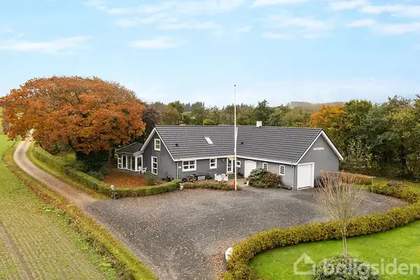 Landejendom på Vognstrupvej 54, 7550 Sørvad