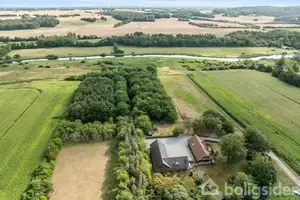Landejendom på Allinggårdsvej 96, 8600 Silkeborg