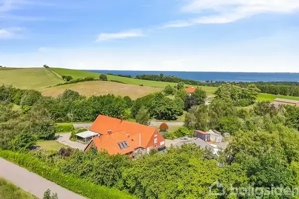 Landejendom på Åsevangsvej 74, 4550 Asnæs