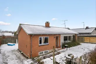 Villa på Tværvej 5, 4573 Højby