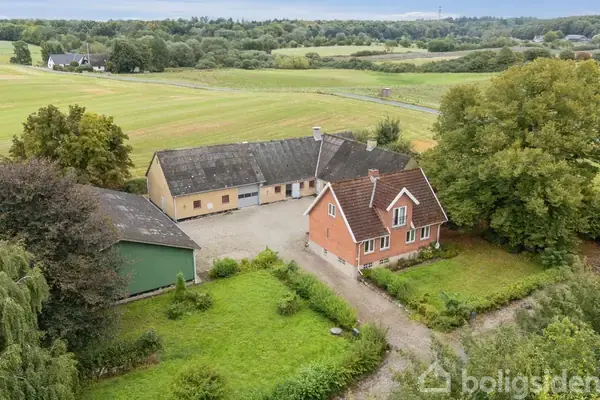 Landejendom på Skjoldenæsvej 164, 4330 Hvalsø