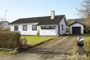Villa på Vesteralle 5, 8410 Rønde