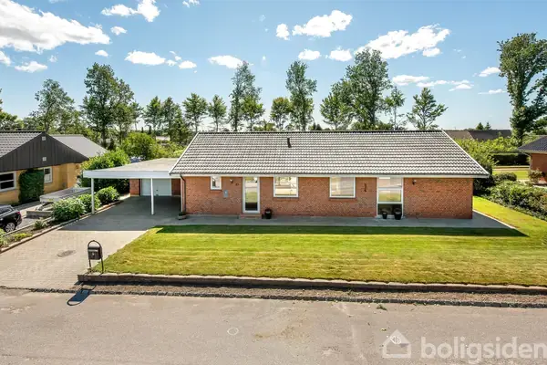 Villa på Løkkegårdsvej 71, 6230 Rødekro