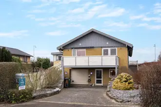 Villa på Skolevænget 12, Herrestrup, 4571 Grevinge