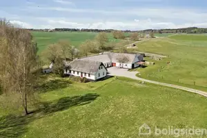 Landejendom på Hobrovej 38, 9560 Hadsund