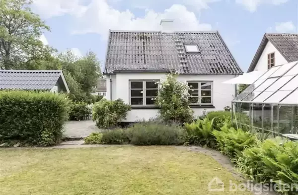 Villa på Lodderne 8, 4330 Hvalsø