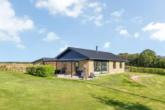 Villa på Oldrupvej 83, Oldrup, 8350 Hundslund