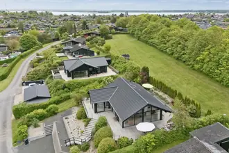 Fritidshus på Aronsvej 323, Karrebæk, 4736 Karrebæksminde