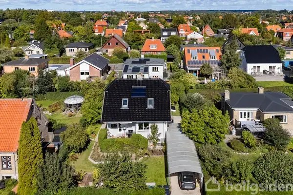 Villa på Røntoftevej 7, 2870 Dyssegård