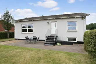 Villa på Åstorpvej 16, 6093 Sjølund