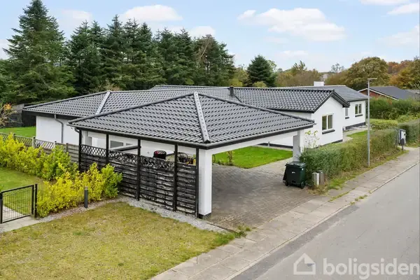 Villa på Gl. Landevej 10, 6051 Almind