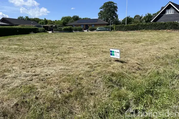 Helårsgrund på Råbjergvej 6, 9530 Støvring